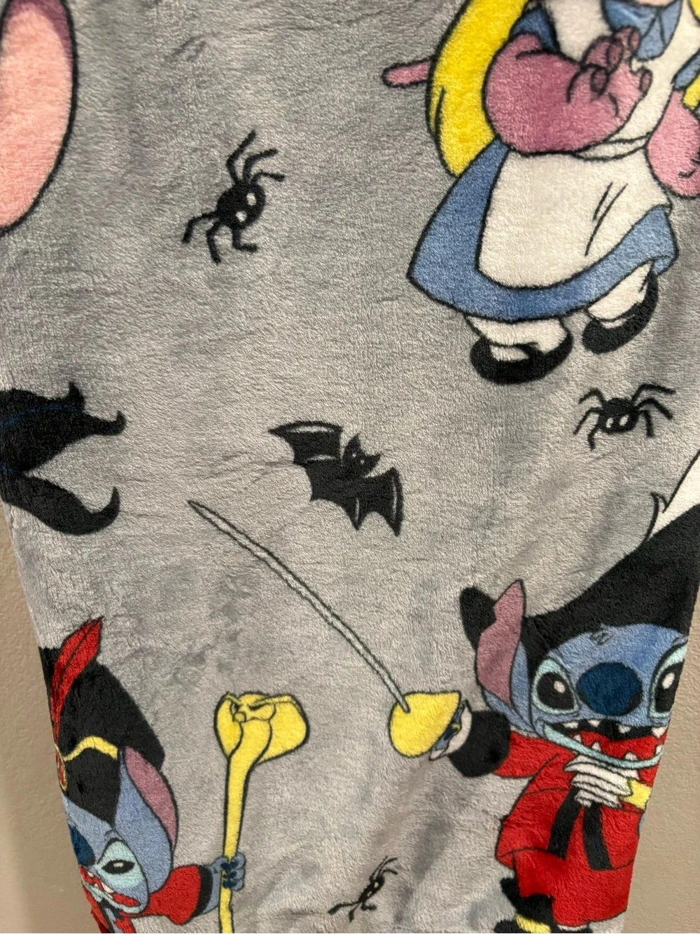 Disney Stitch & Angel Halloween Blanket 50 x 70 Ursula, Captain Hook, Alice